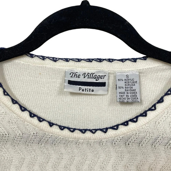 The Villager Cream Sweater Top, Size Petite Small, Vintage 1960's Feminine - Picture 2 of 10